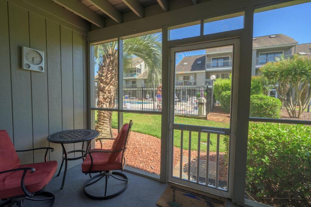 Poolside Condo In Surfside Beach شاطئ ميرتل المظهر الخارجي الصورة